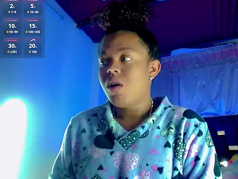 Snapshot of KayleighDreams_ chatting on October 15, 6:57 am KayleighDreams online show from October 15, 6:57 am