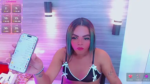 Snapshot of KayleighDreams_ chatting on March 12, 10:38 pm KayleighDreams online show from March 12, 10:38 pm