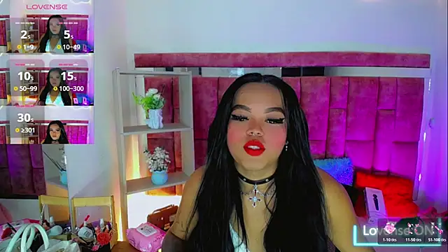 KayleighDreams  online show from June 6, 3:11 am