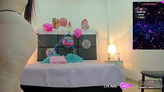 Aslhyn Gomez online show from December 4, 7:45 pm