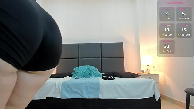 Aslhyn Gomez online show from February 4, 7:22 pm