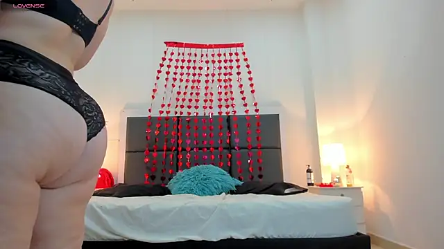 Aslhyn Gomez online show from February 11, 11:22 pm