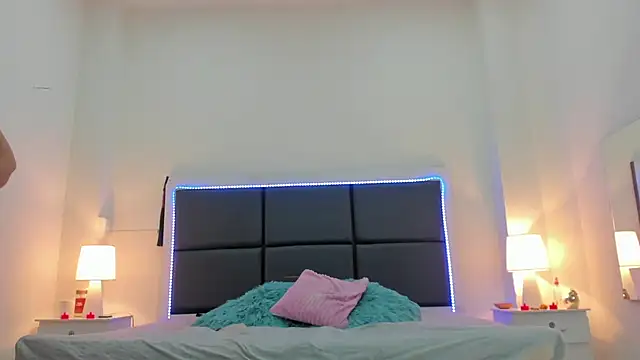 Aslhyn Gomez online show from September 12, 9:26 pm