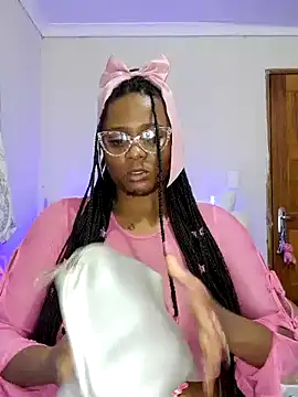 Snapshot of CocoBootyyy chatting on February 2, 12:09 am CocoBootyyy online show from February 2, 12:09 am