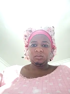 Snapshot of CocoBootyyy chatting on February 14, 9:11 pm CocoBootyyy online show from February 14, 9:11 pm