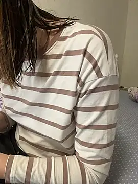 BeatriceTender online show from February 17, 6:58 pm