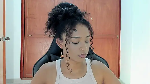 avellanatammy online show from January 10, 9:53 pm