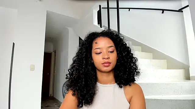 avellanatammy online show from January 31, 1:34 pm