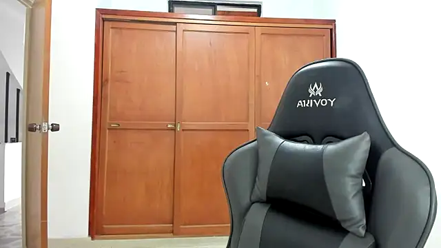 avellanatammy online show from March 16, 10:09 pm