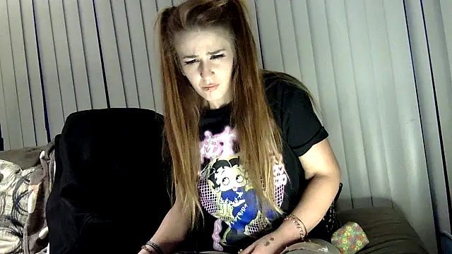 halobabe7620 online show from January 17, 1:35 pm