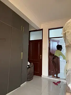 Snapshot of sexyziva chatting on March 18, 1:47 pm sexyziva online show from March 18, 1:47 pm