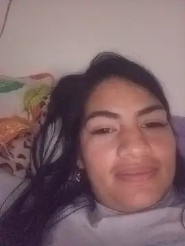 Snapshot of SamanthaBeke chatting on July 25, 4:32 am SamanthaBeke online show from July 25, 4:32 am
