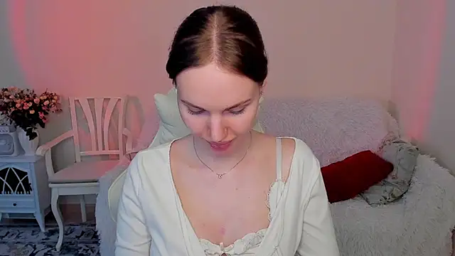 Snapshot of MishkaMe chatting on June 11, 2:26 pm MishkaMe online show from June 11, 2:26 pm