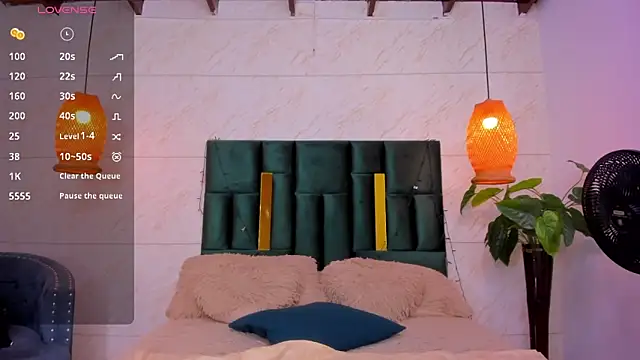 Taiissa  online show from December 31, 6:57 pm