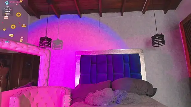 Taiissa  online show from July 30, 7:24 pm