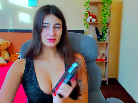 Moon-liza online show from January 9, 7:10 am