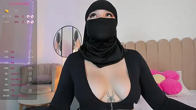 nashi ra online show from March 11, 7:47 pm