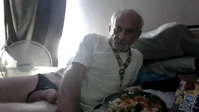 Snapshot of den-rock4u chatting on July 13, 10:01 pm den-rock4u online show from July 13, 10:01 pm