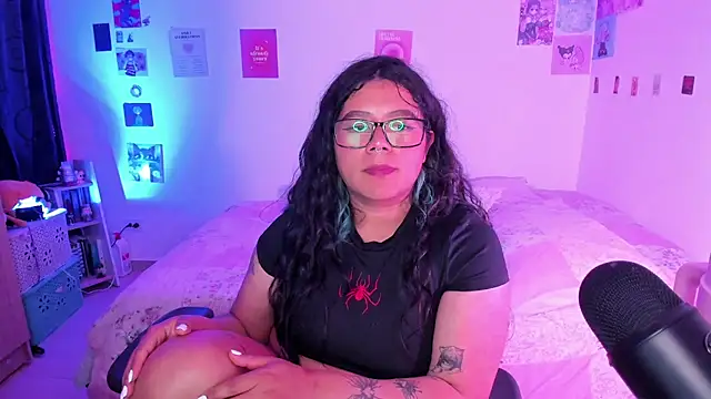 StephaniFox online show from December 24, 7:17 am