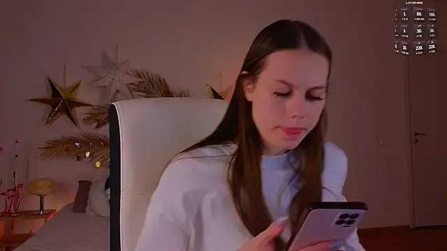mo11y kitten online show from December 24, 6:50 pm