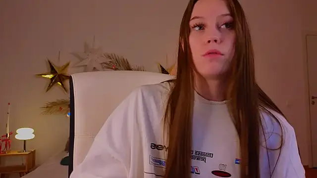 mo11y kitten online show from December 30, 3:58 am