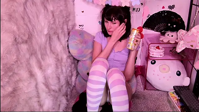 SweetLaumina online show from March 13, 8:48 pm