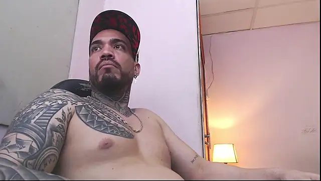 Snapshot of Angel_sex_latin chatting on December 22, 7:11 am Angel sex latin online show from December 22, 7:11 am