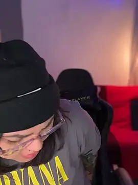 Snapshot of miacanela_xo chatting on November 25, 12:32 am miacanela xo online show from November 25, 12:32 am