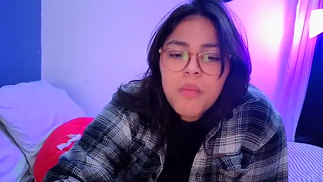 miacanela xo online show from February 19, 1:45 am