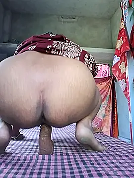 HotSexyBoudi online show from June 27, 8:52 am