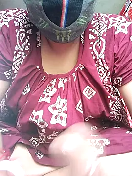 HotSexyBoudi online show from July 3, 8:43 am