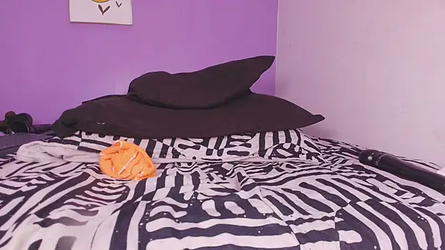 vale ross  online show from March 14, 9:14 am