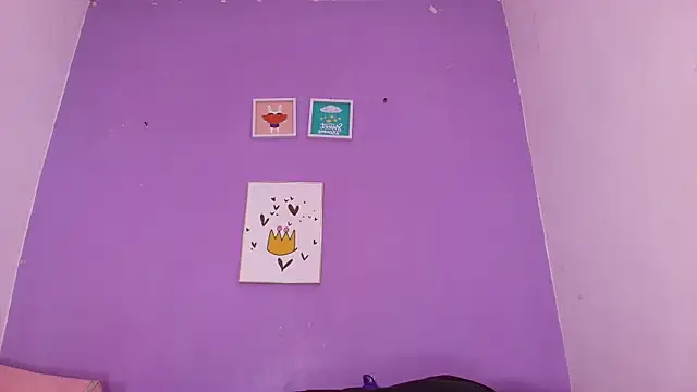 vale ross  online show from March 22, 9:13 am