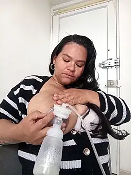 Julieta-tits online show from May 7, 3:28 pm