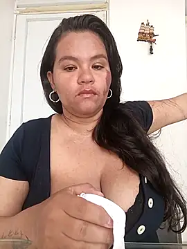 Julieta-tits online show from May 15, 2:57 pm