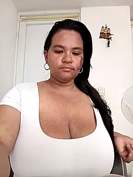 Julieta-tits online show from May 21, 4:36 pm