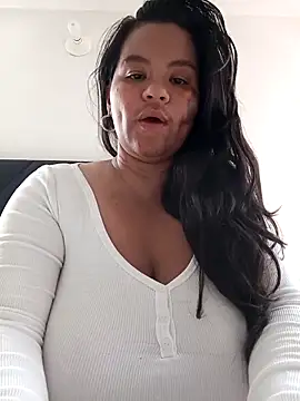 Julieta-tits online show from May 25, 8:15 pm