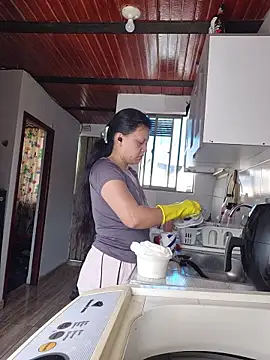 Snapshot of lombarlana-89 chatting on March 3, 3:40 pm lombarlana-89 online show from March 3, 3:40 pm