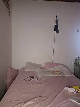 Snapshot of lombarlana-89 chatting on March 20, 1:16 pm lombarlana-89 online show from March 20, 1:16 pm