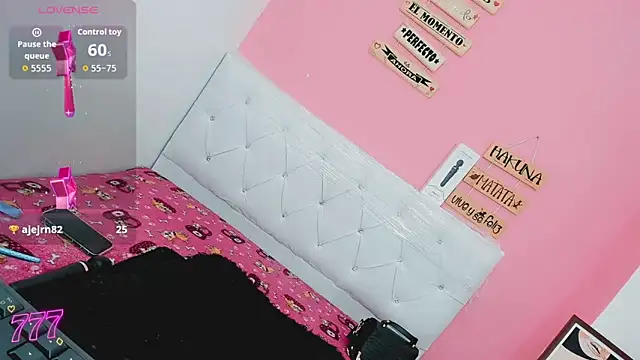 Snapshot of valentina_princess_ chatting on February 20, 6:26 am valentina princess online show from February 20, 6:26 am