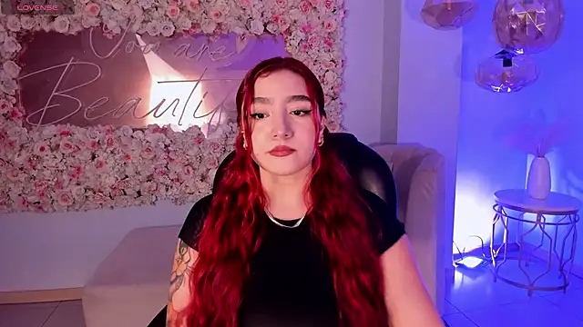 ViolettCastel online show from September 25, 7:17 pm