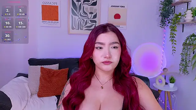 ViolettCastel online show from June 9, 7:03 pm