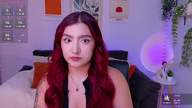 ViolettCastel online show from June 15, 8:22 pm
