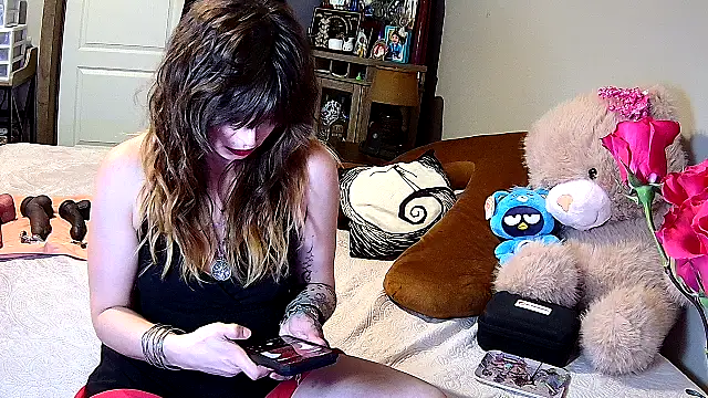 Snapshot of ZeelaXoXo chatting on February 14, 5:48 am ZeelaXoXo online show from February 14, 5:48 am