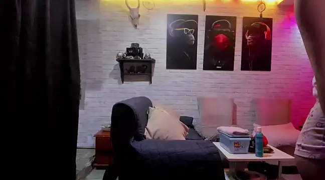 Kimmymadison- online show from February 15, 12:37 am