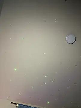 Kimmymadison- online show from October 5, 3:05 am