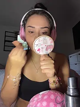 Kimmymadison- online show from June 17, 8:43 pm