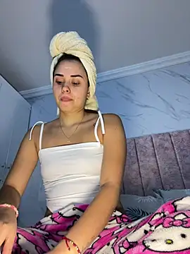 Kimmymadison- online show from July 18, 9:51 pm