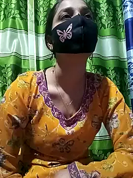 Snapshot of Aruyeshi- chatting on January 21, 8:52 am Aruyeshi- online show from January 21, 8:52 am