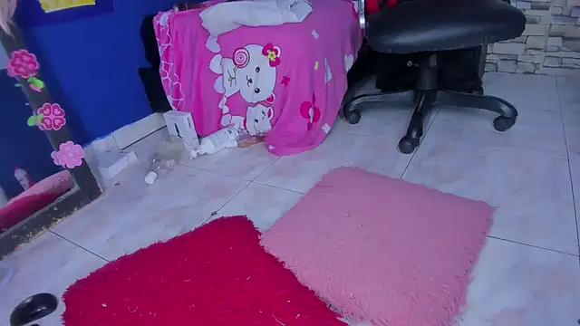 sofiacastillo01 online show from February 13, 8:24 pm